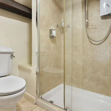 Poppy - - Pass The Keys * Coniston