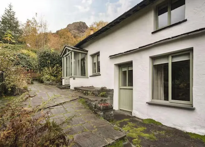 Poppy - - Pass The Keys * Coniston