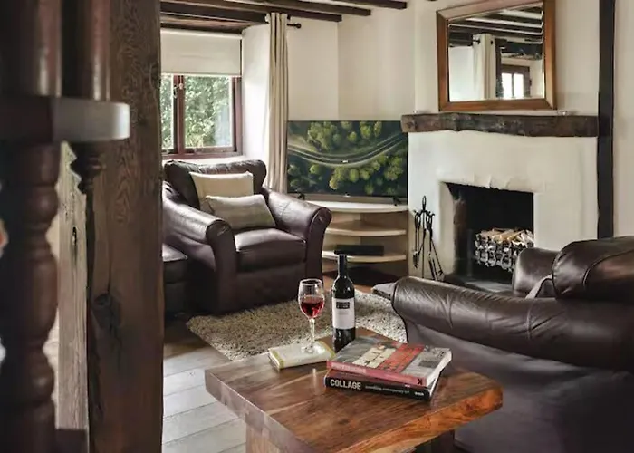 Poppy - - Pass The Keys Holiday home