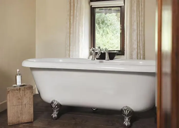 Poppy - - Pass The Keys Coniston